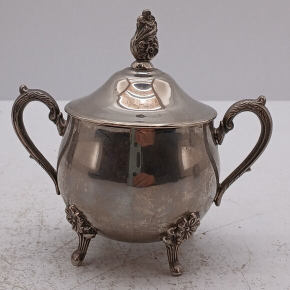 Vintage Silver Plated Footed Tea Pot Creamer Lidded Sugar Bowl Set Ornate Handle - Picture 6 of 16